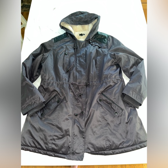 TORRID puffer parka women's Torrid plus size 0 (12) 12 degree sherpa coat - Picture 1 of 8